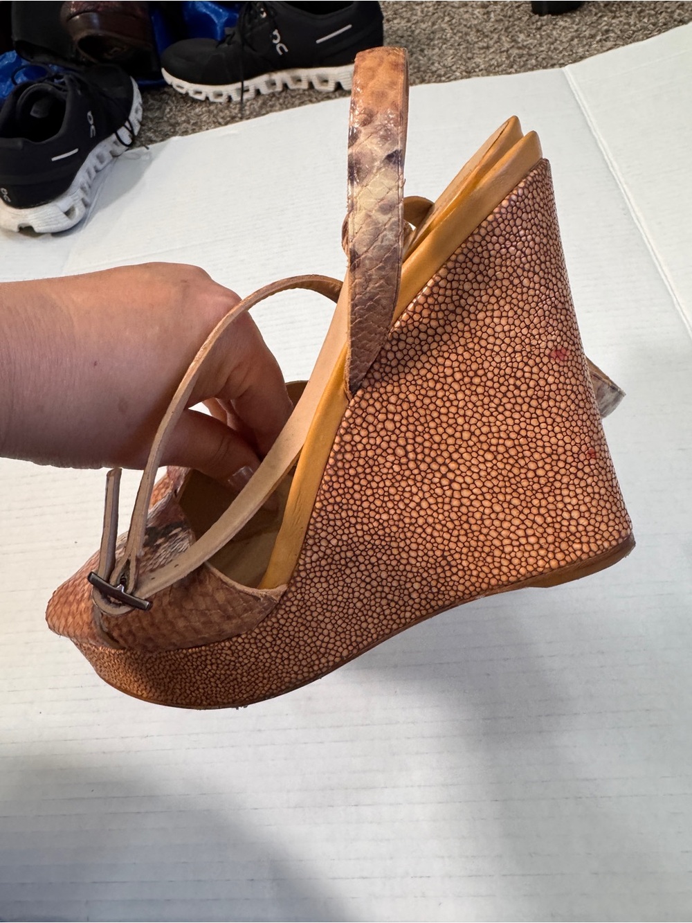 Longchamp Tan Brown Snake Print Leather Wedge Sandals Womans 6.5 Peep Toe Luxury - Picture 4 of 12